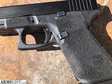 ARMSLIST For Sale Stippled Glock 19 Gen 5 Package