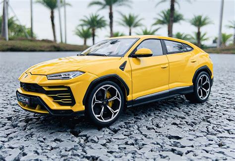 Модель автомобиля Maisto Lamborghini Urus из металла 1:24 ...