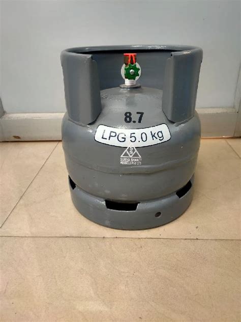 Low Kg Lpg Gas Cylinder Working Pressure Bar At Rs In