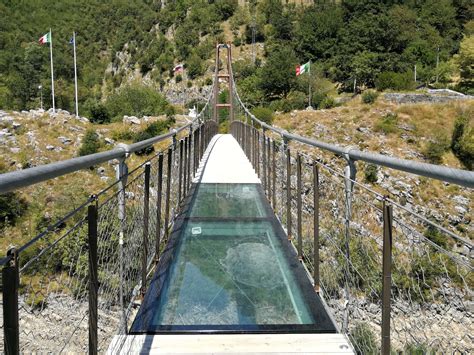 Il Ponte Sospeso Sul Lago Un Capolavoro A Vagli Vagli Park