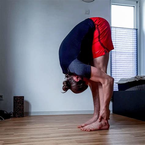 Pike Stretches In Gymnastics What Muscles You May Be