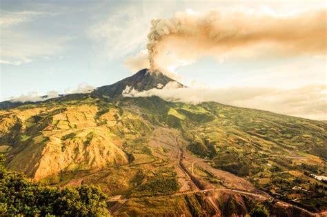 Excursi N De D As Al Volc N Tungurahua Desde Riobamba