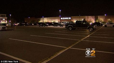 New Jersey Man Uses Sledgehammer To Rescue Baby From Hot Car Daily Mail Online