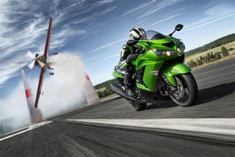 2014 Kawasaki ZZR1400 - Gallery | Top Speed