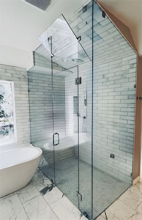 Arizona Shower Doors Installation | Frameless & Custom Glass
