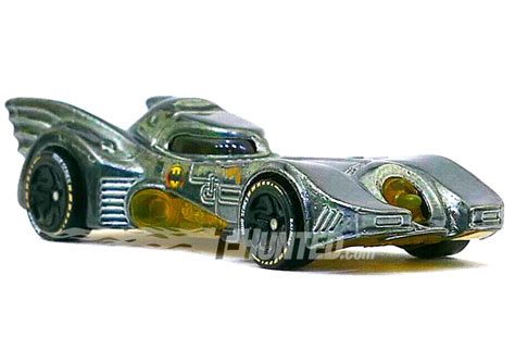 T Hunted E mais carros da série Hot Wheels id em breve
