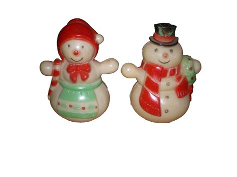 Vintage Mr And Mrs Snowman Salt And Pepper Shaker Set Blow Mold Plastic Ebay