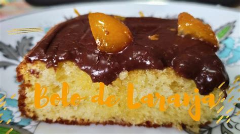 Bolo De Laranja Calda De Laranjas E Cobertura De Fudge De Chocolate