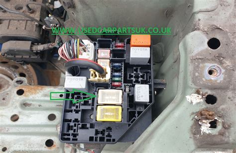 Toyota Yaris Battery Alternator Fuse 120 Amp Used Car Parts Uk