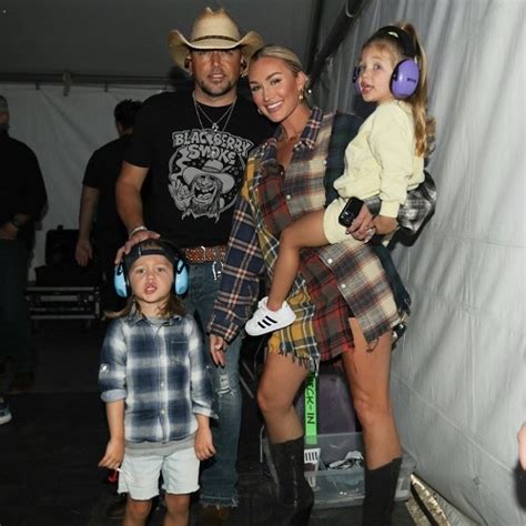 Jason Aldean Ethnicity, Wiki, Height, Net Worth, Bio, Wife, Age