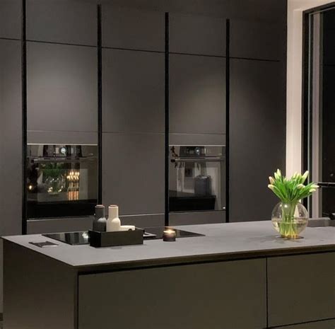 Black Kitchen Cabinets: A Timeless And Bold Choice For Your Kitchen ...