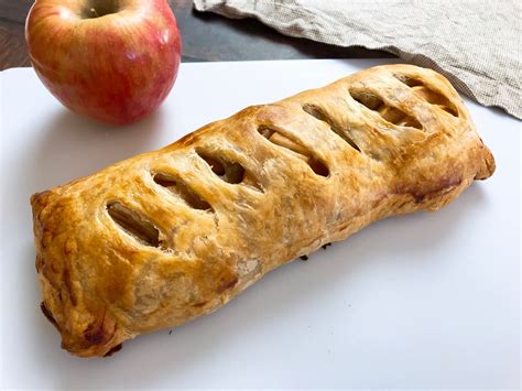 Easy Apple Strudel