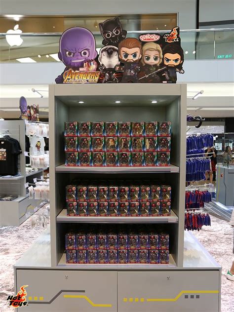 Veja Os Cosbabies E Mais Itens Da Hot Toys Exibidos Na Festival Walk Em Hong Kong Universo