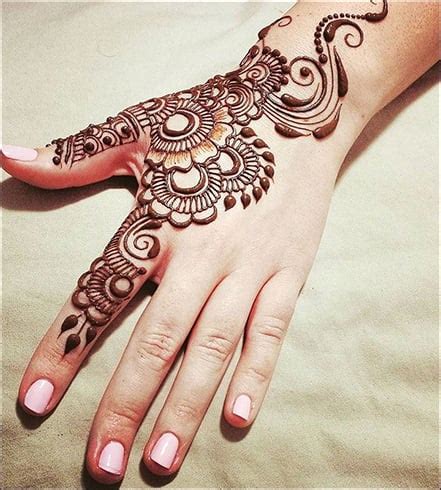 32 Latest Arabic Mehndi Designs To Inspire From