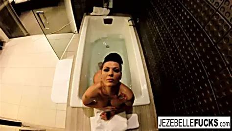 Jezebelle Bond Films Herself Taking A Bath Free Hd Porn Bb Xhamster