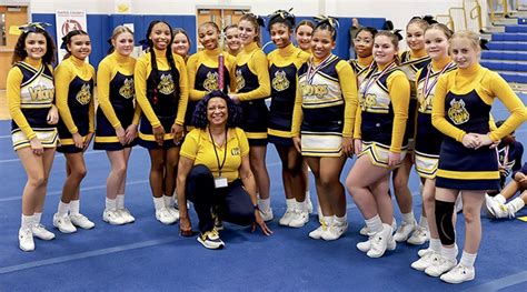 CMS cheerleaders earn top honors - Gates County Index | Gates County Index