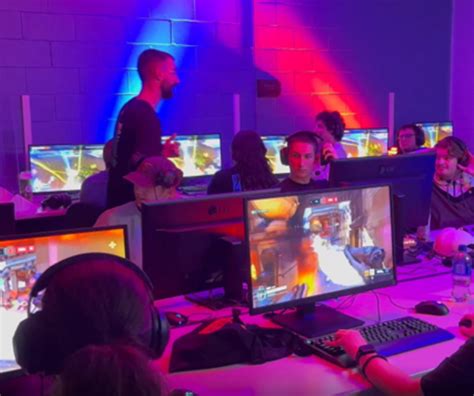 Le Programme E Sport En Parascolaire Au Cfp Des Riverains Centre De