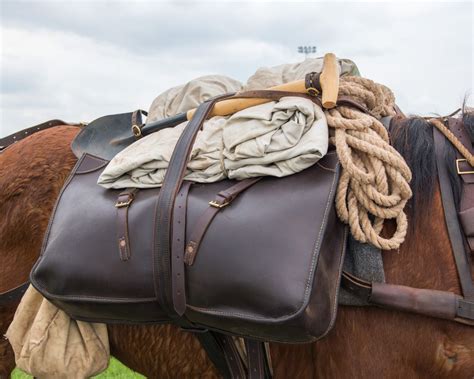 Leather Saddlebags Guide To Sizes Materials And Options