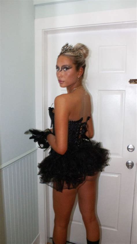 Black swan costume halloween – Artofit