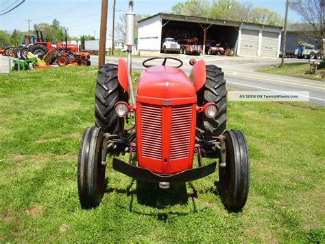 Massey Ferguson To30 2wd Gas Tractor