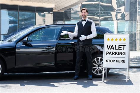 140 Hotel Valet Parking Stock Photos - Free & Royalty-Free Stock Photos ...