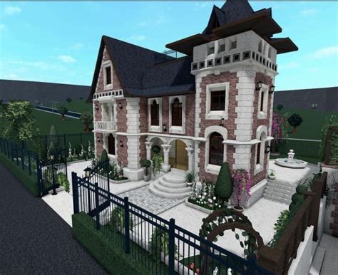 Build You Any Bloxburg House By Loveruby Fiverr