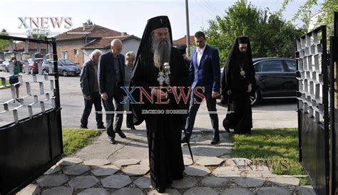 Подкрепа за първи път посрещна митрополит Николай(видео) | XNEWS