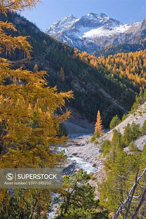 Autumn, canton, Graubünden, Grisons, Switzerland, Europe, mountain ...