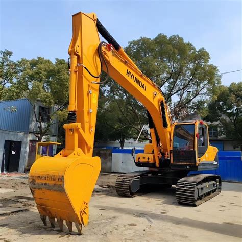 Used South Korea 22 Ton Hyundai 220 Excavator Hydraulic 220LC 9s