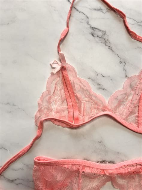 Shahina Bra And Garter Lingerie Set With Stockings The Freaky Link Kenya