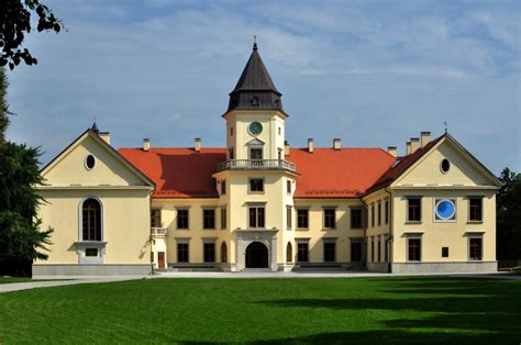 Muzeum Zamek Tarnowskich W Dzikowie Tarnobrzegu Poleca Pik Pik