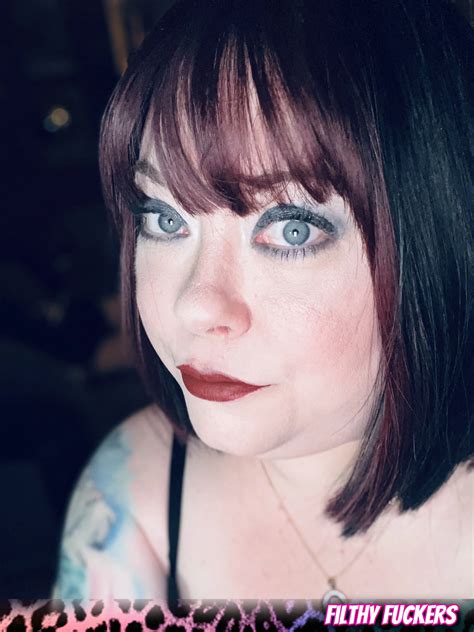 Tina Snua Selfies Nude Pics XHamster