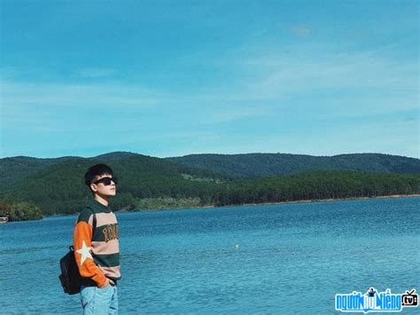 Hot boy Nguyễn Tuấn Tú