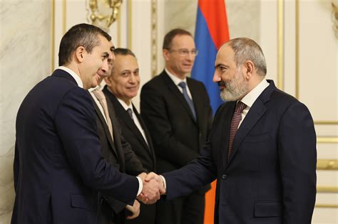 Le Premier Ministre Pashinyan A Reçu La Délégation De La Société De