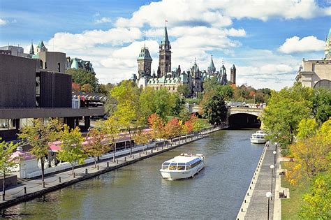 Ottawa River Cruise | CANUSA