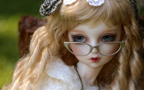 Blonde Doll Wallpaper High Definition High Quality Widescreen