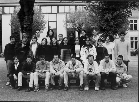 Photo de classe TS2 de 2001 Lycée Paul louis Courier Copains d avant