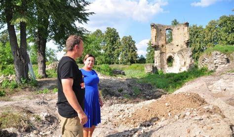 Odkrycia archeologów podczas prac badawczych na Zamku w Ćmielowie