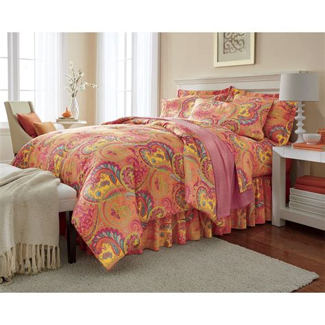 Bright Paisley Complete Bedding Set Ginnys