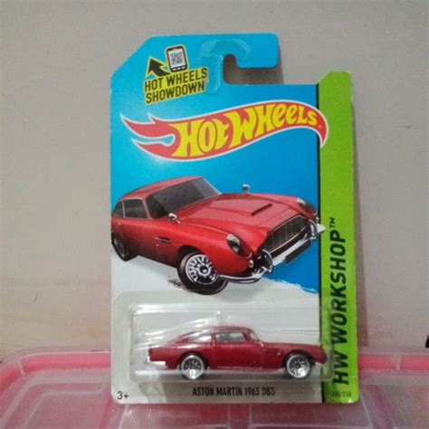 Jual Hot Wheels Aston Martin Db Merah Shopee Indonesia