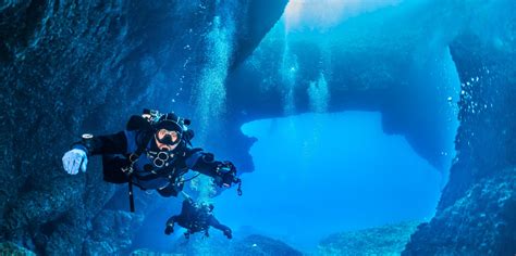 Cuchillos De Submarinismo La Herramienta Esencial Para Exploradores