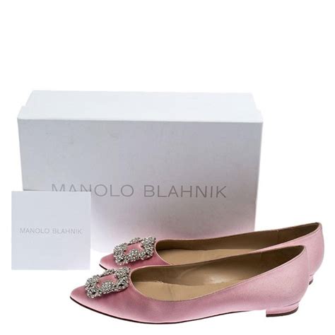 Manolo Blahnik Light Pink Satin Hangisi Ballet Flats Size 39 For Sale