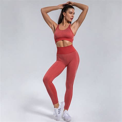 Stylish Yoga Clothes - ApolloBox