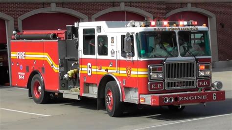 East Providence Ri Fire Department Engine 6 And Rescue 1 Responding