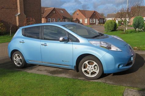 Sold Nissan Leaf Acenta 30kWh 6 6kW Charger 13 990 Page 2 Speak