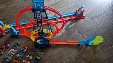 Hot Wheels komplet progi avtomobilčkov