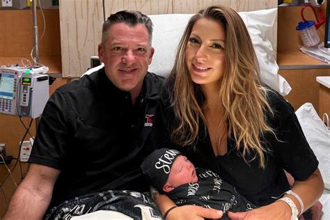 Nascars Tony Stewart Drives In Race Hours After Welcoming Baby In