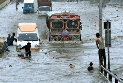 Karachi Weather Update Showers Thunderstorms To Hit City Today