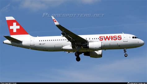 HB JLT Swiss Airbus A320 214 WL Photo By ErezS ID 961453