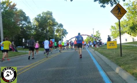 Detroit Runner Michigan Mile And Crim 10 Mile Race Reviews